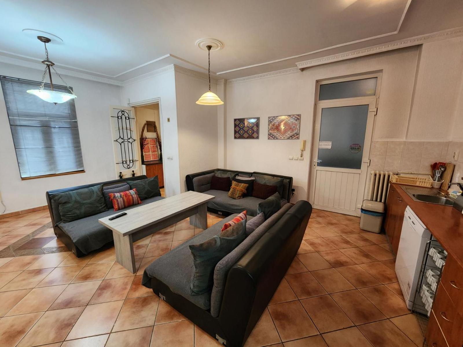 Authentic Belgrade Centre Apartments For Large Groups, Republic Square - Up To 47 People In 5 Apartments Номер фото