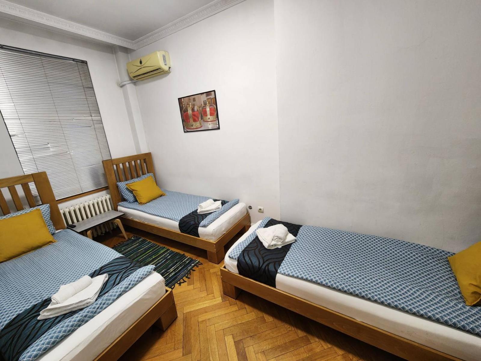Authentic Belgrade Centre Apartments For Large Groups, Republic Square - Up To 47 People In 5 Apartments Номер фото