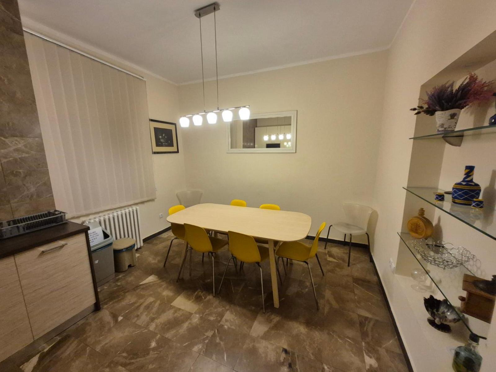 Authentic Belgrade Centre Apartments For Large Groups, Republic Square - Up To 47 People In 5 Apartments Номер фото