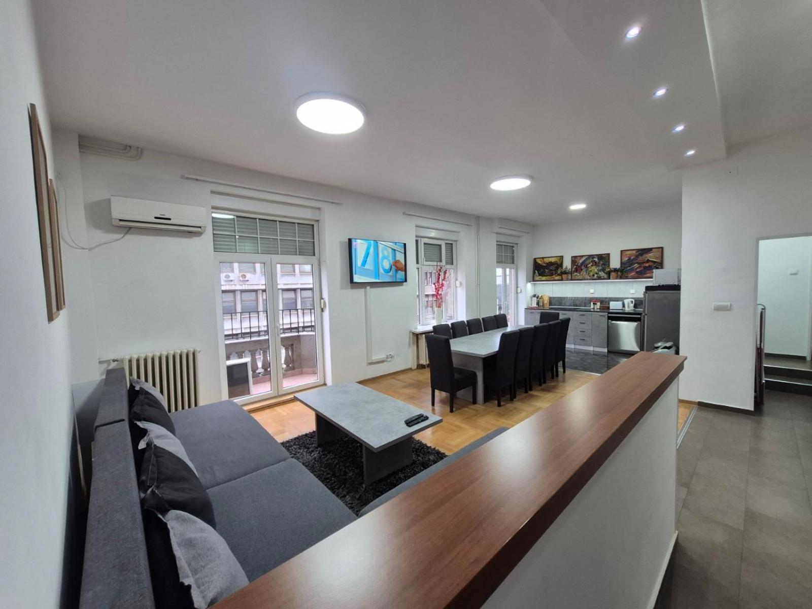 Authentic Belgrade Centre Apartments For Large Groups, Republic Square - Up To 47 People In 5 Apartments Номер фото